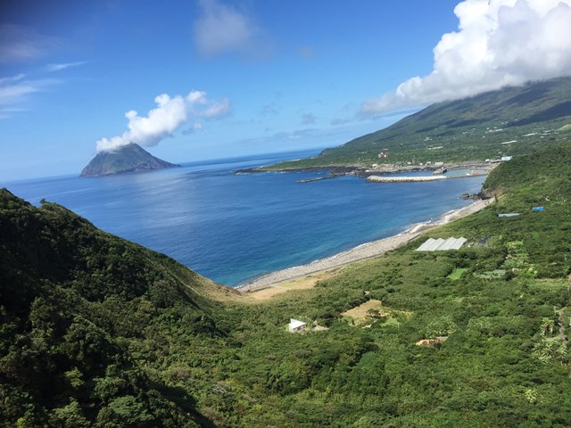 【八丈島～歴史と文化に彩られた常春の島】往復大型客船宿泊プラン★（2024.10.1~2025.3.30）東京・竹芝桟橋発│リードパークリゾート八丈島宿泊プラン★往復大型客船プラン（ZUH12）