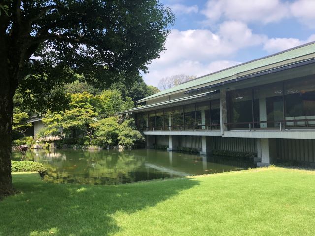 迎賓館和風別館のガイド付き見学&増上寺と芝公園の桜鑑賞ツアー～東京プリンスホテルにて和食のお食事付き～【027027-1075】