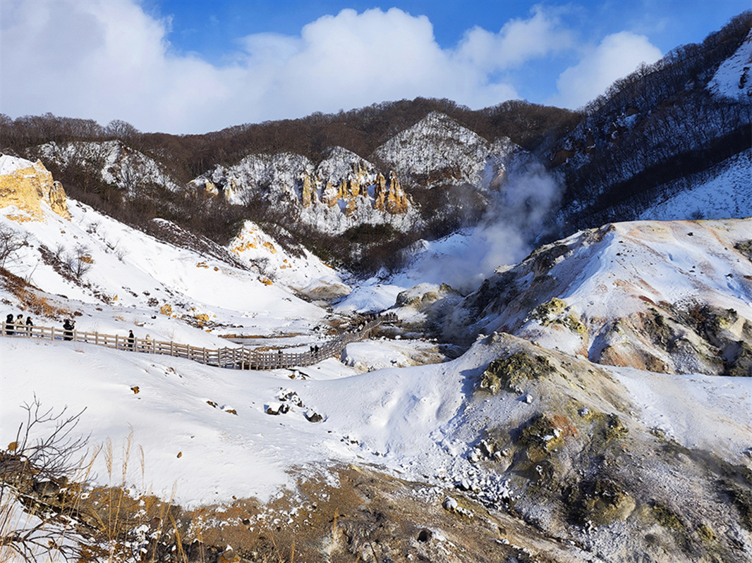 【札幌発】登別・洞爺湖・小樽日帰りツアー、多言語ガイド