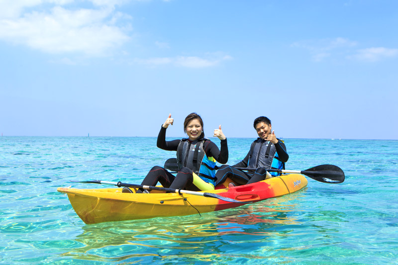 沖縄＞沖縄県＞本島中部 シーカヤック/カヌー 海で遊ぶ のアウトドアやレジャー・体験ツアー｜旅プラスワン