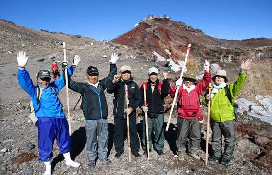 S4 中高年だけの富士登山一泊二日コース 旅プラスワン